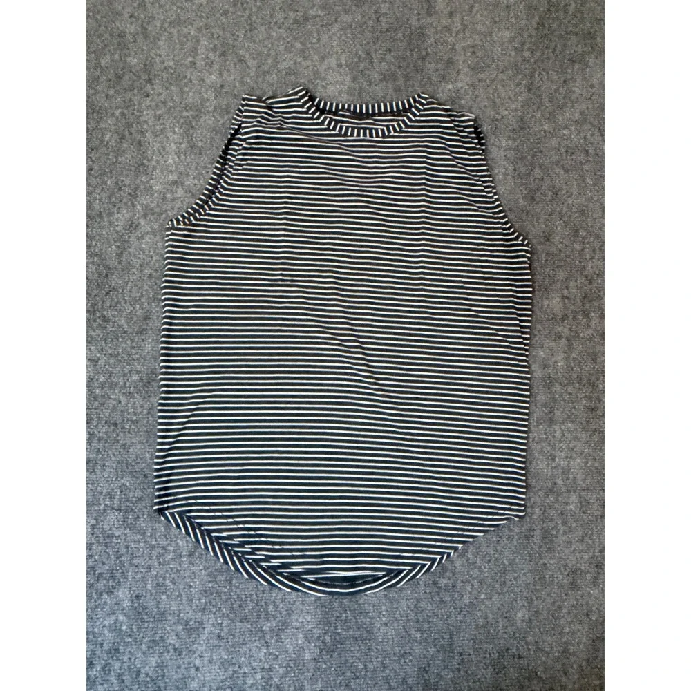Lululemon Striped Sleeveless Tank Top Black White Curved Hem Crew Neck Womens 8?